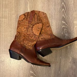 Matisse TAPESTRY & GENUINE BROWN LEATHER Boho WESTERN COWBOY BOOTS